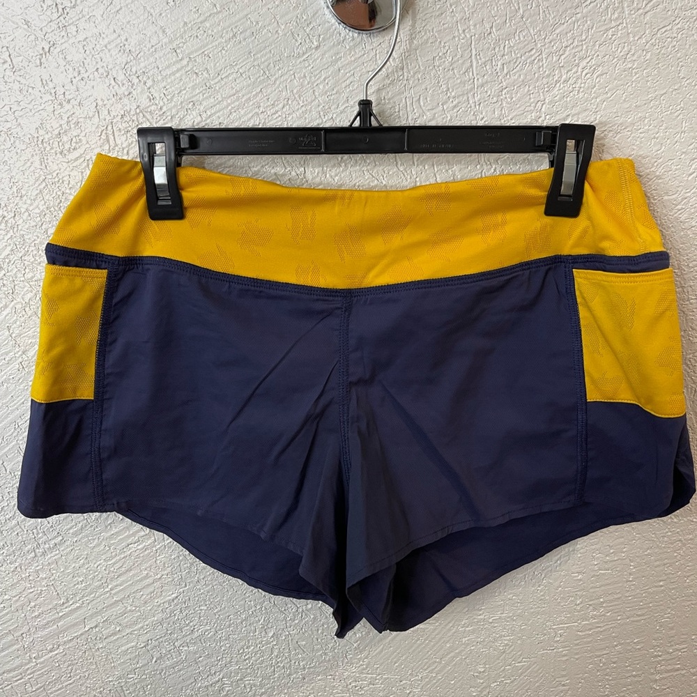 Blue rabbit running shorts, sz large